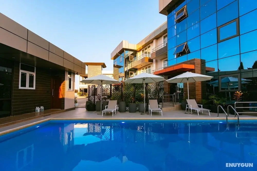 Blackwood Hotel and Apartments - Dış Mekan