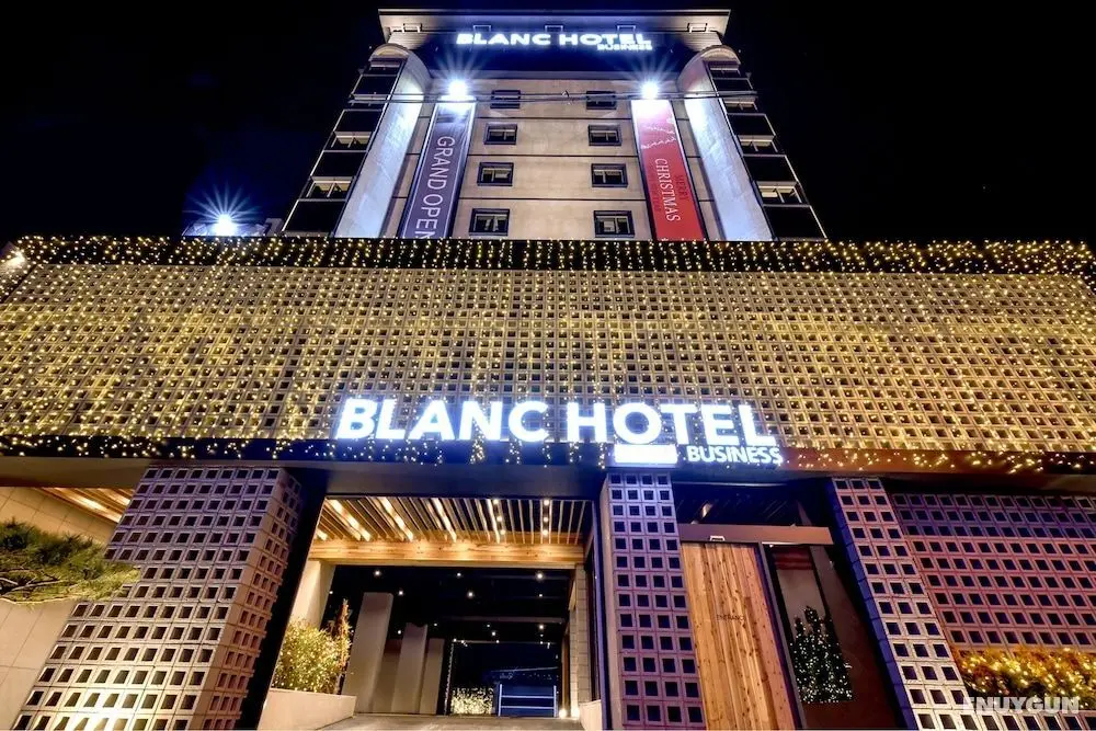 BLANC Business Hotel - Dış Mekan