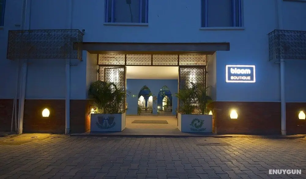 Bloom Boutique - Signature Towers - Dış Mekan