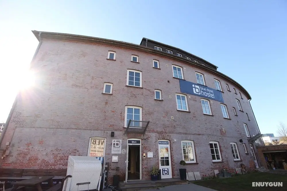Blue Doors Hostel - Öne Çıkan Resim