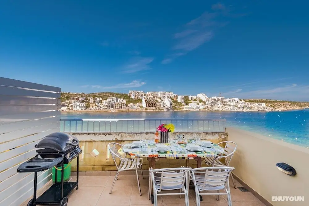 Blue Harbour Penthouse by Getaways Malta - Öne Çıkan Resim