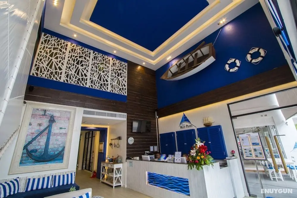 The Blue Pearl Kata Hotel - Lobi