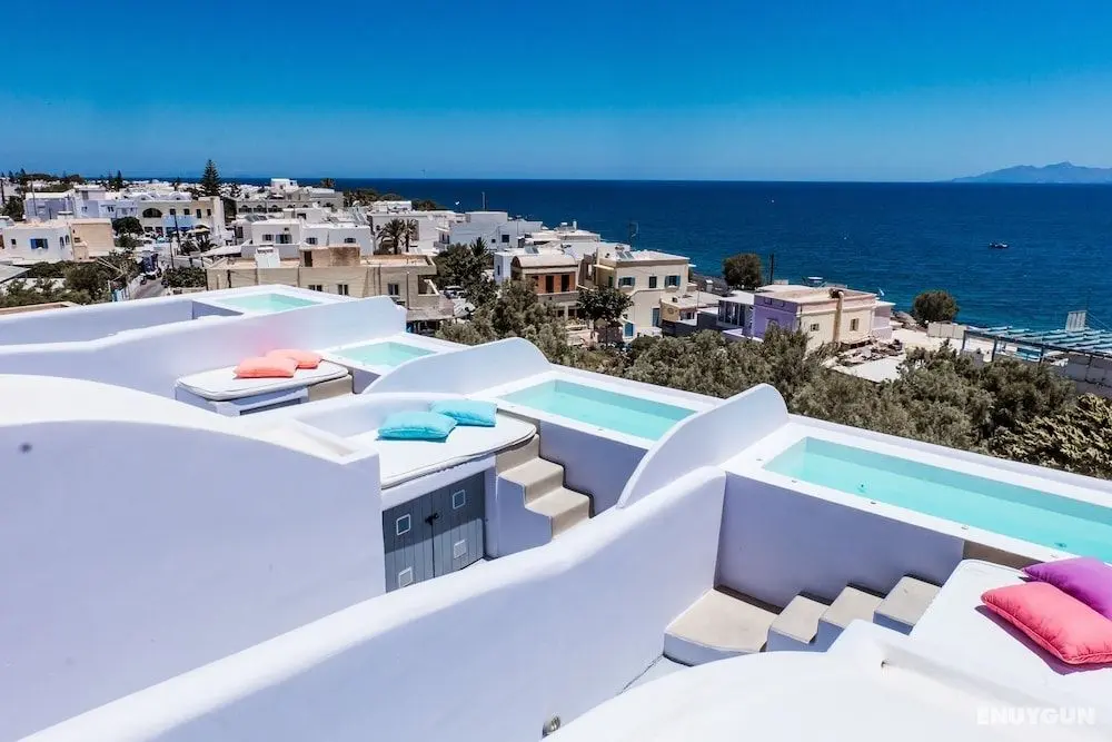 Blue Waves Hotel - Öne Çıkan Resim