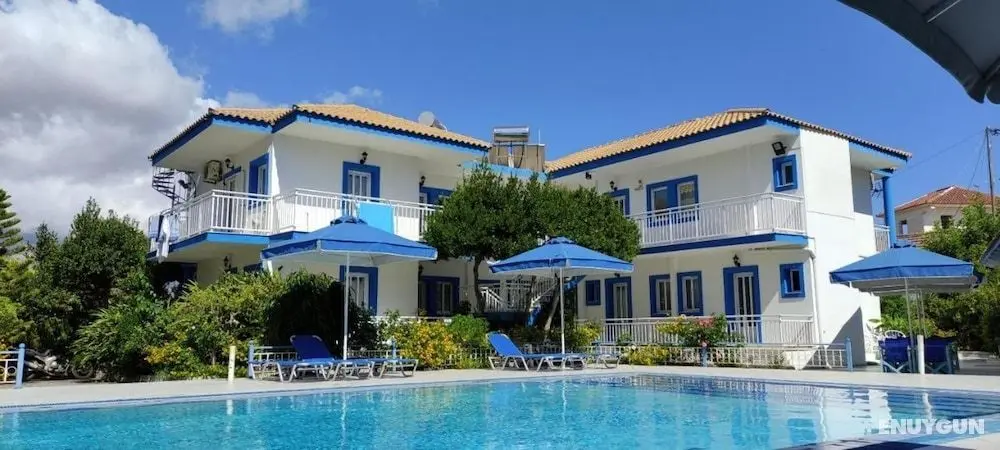Blue White Hotel Studios & Apartments - Öne Çıkan Resim