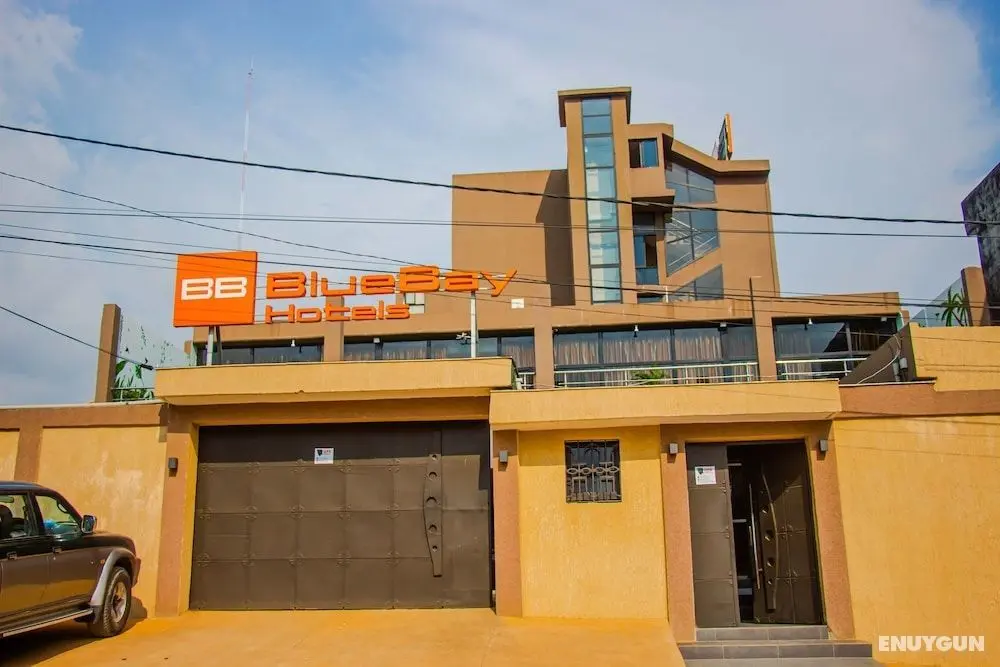 BlueBay Hôtel Abidjan - Dış Mekan