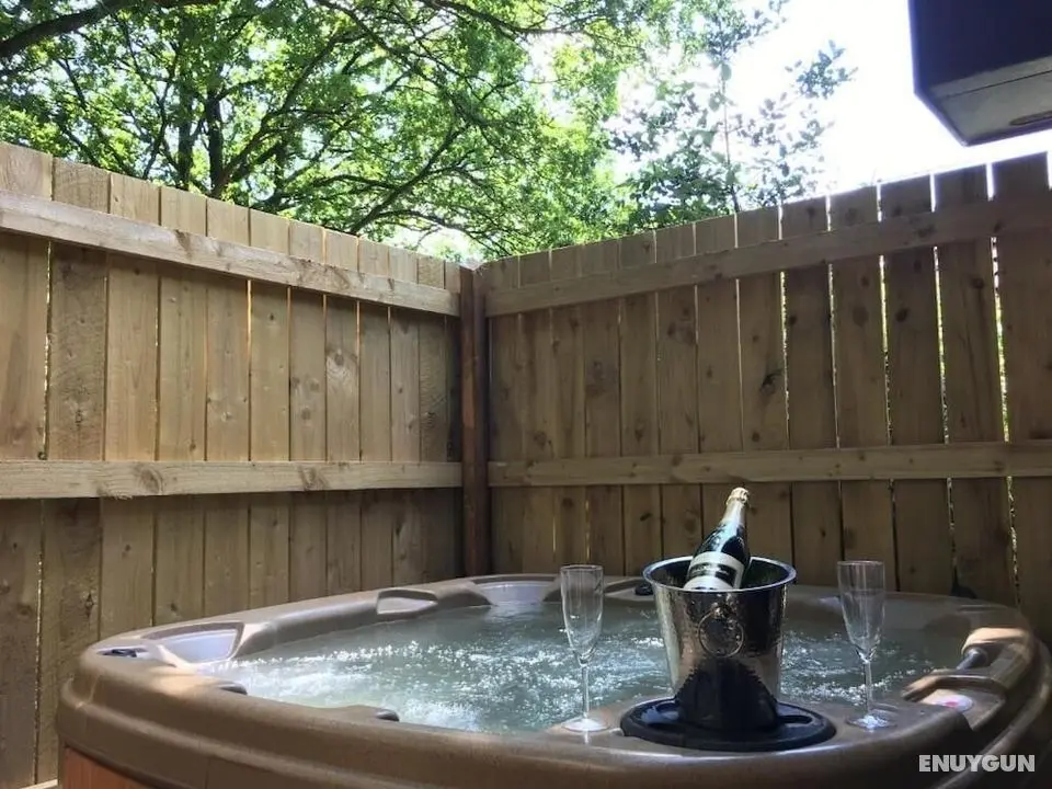 Bluebell 16 with Hot Tub - Havuz