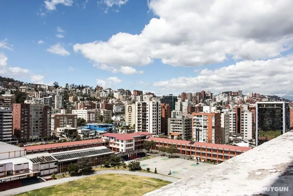 Bluezone Apartments - Konum Öne Çıkanlar