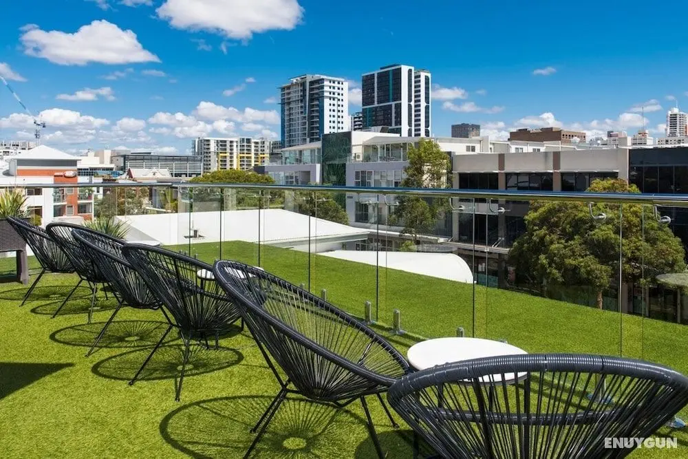 Bohemian 1 Bedroom Apartment With Rooftop Terrace - Oda Düzeni