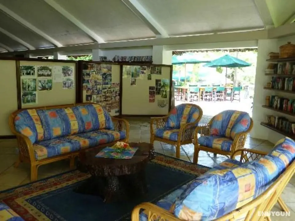 Bokissa Private Island Resort - Lobi