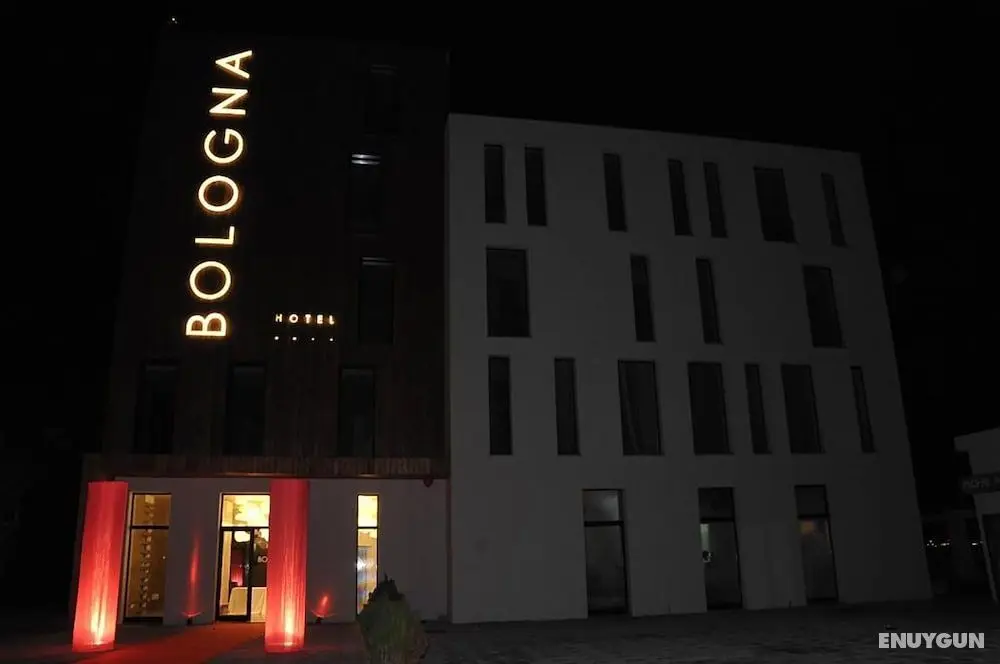 Hotel Bologna - Dış Mekan