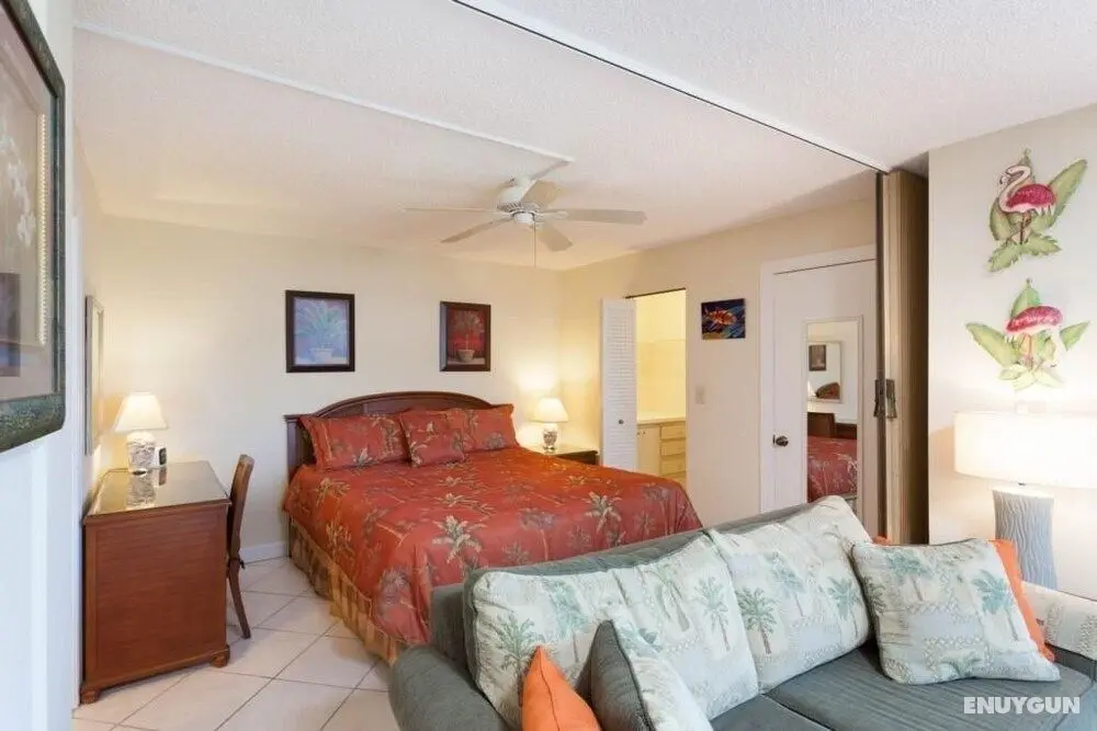 Bonita Beach & Tennis Club Condo - Oda