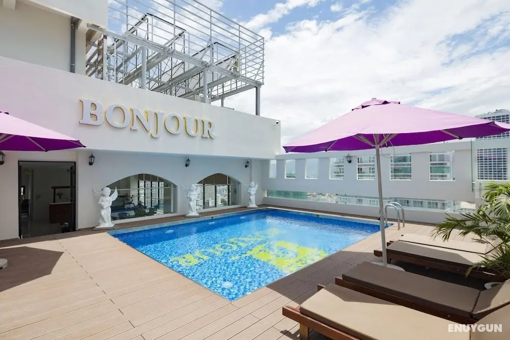 Bonjour Nha Trang Hotel - Havuz
