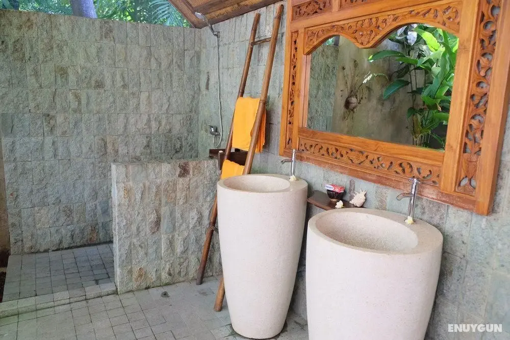 Villa Boreh Beach Resort And Spa - Genel