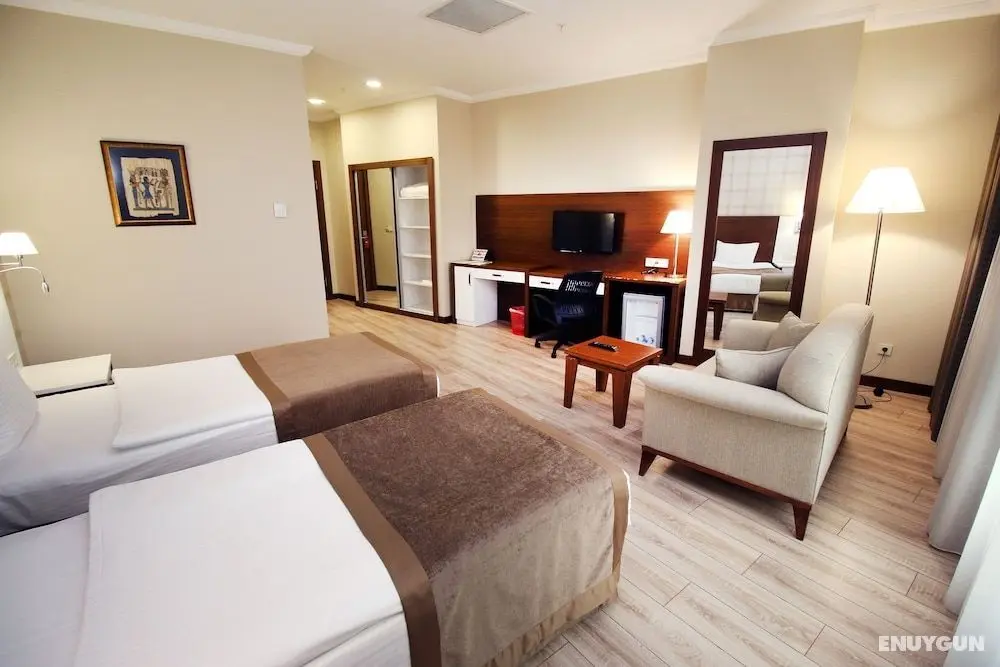 Boss Otel - Öne Çıkan Resim