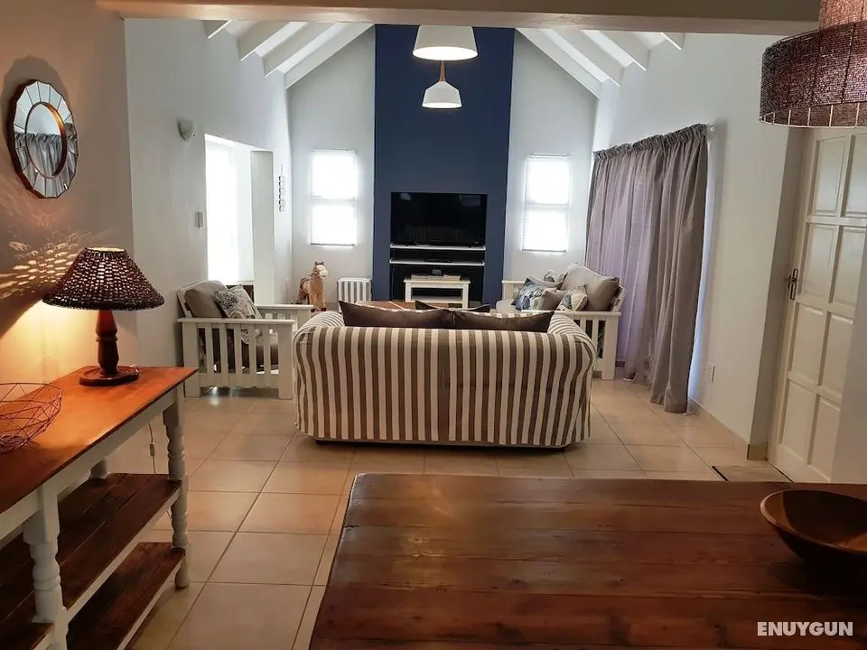 BotterBossie - Near Calypso Beach Beach - Öne Çıkan Resim