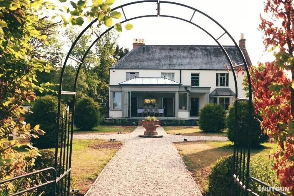 Boudoir&Brunch at Bullen Court - Dış Mekan