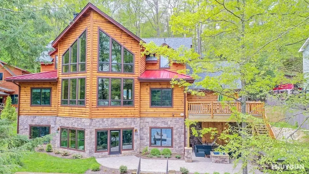 Boulder House - Öne Çıkan Resim