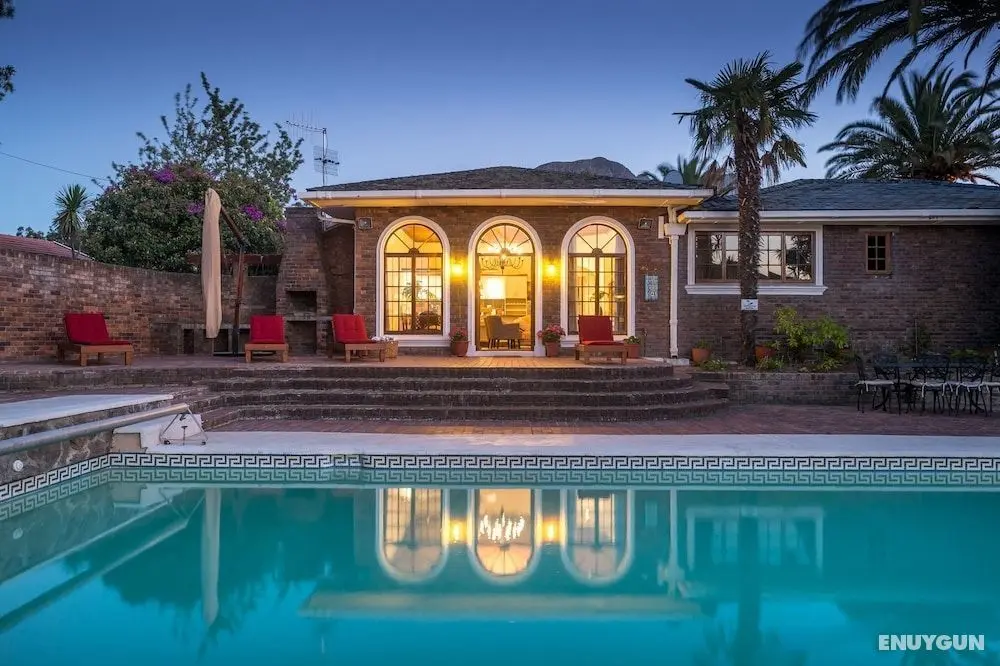 Boutique Villa Guesthouse - Havuz