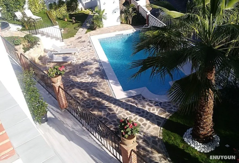 Boutique X Pueblo Benalmadena - Dış Mekan