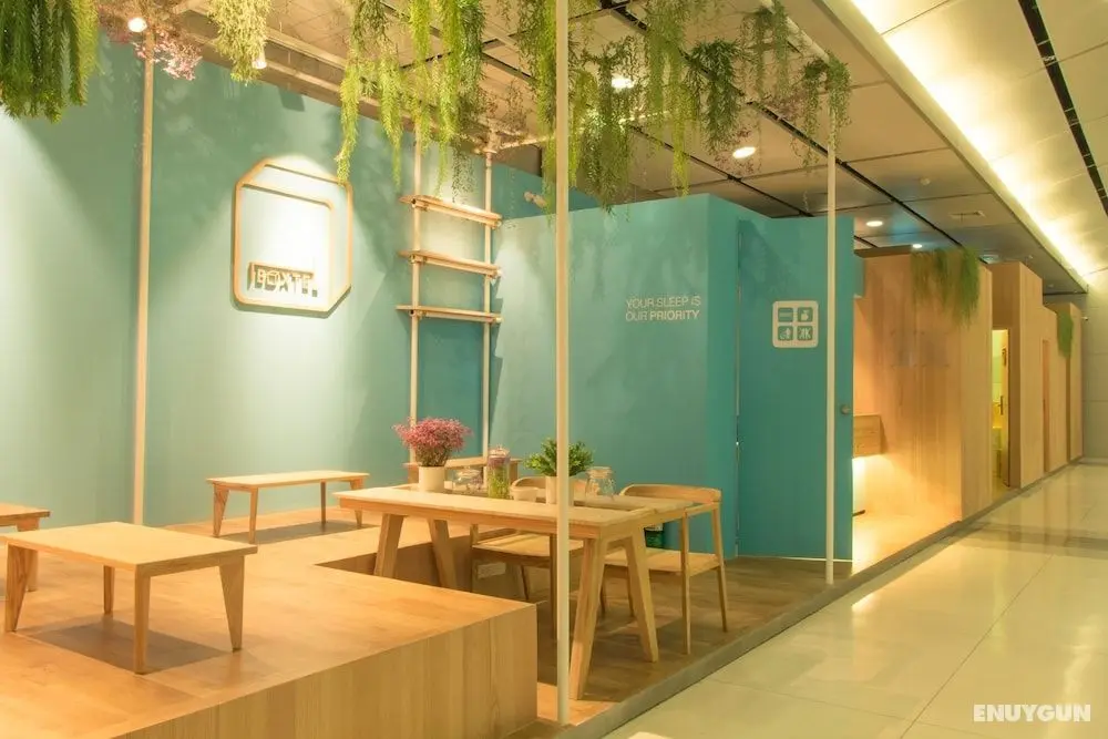Boxtel at Suvarnabhumi Airport - Öne Çıkan Resim