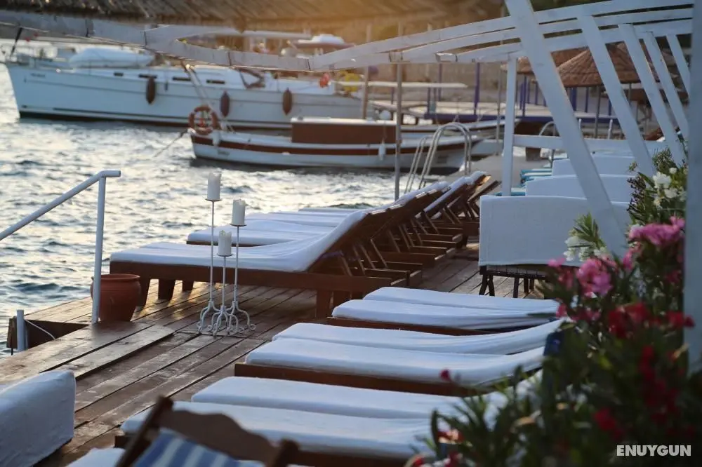 Bozburun Pembe Yunus Hotel - Teras