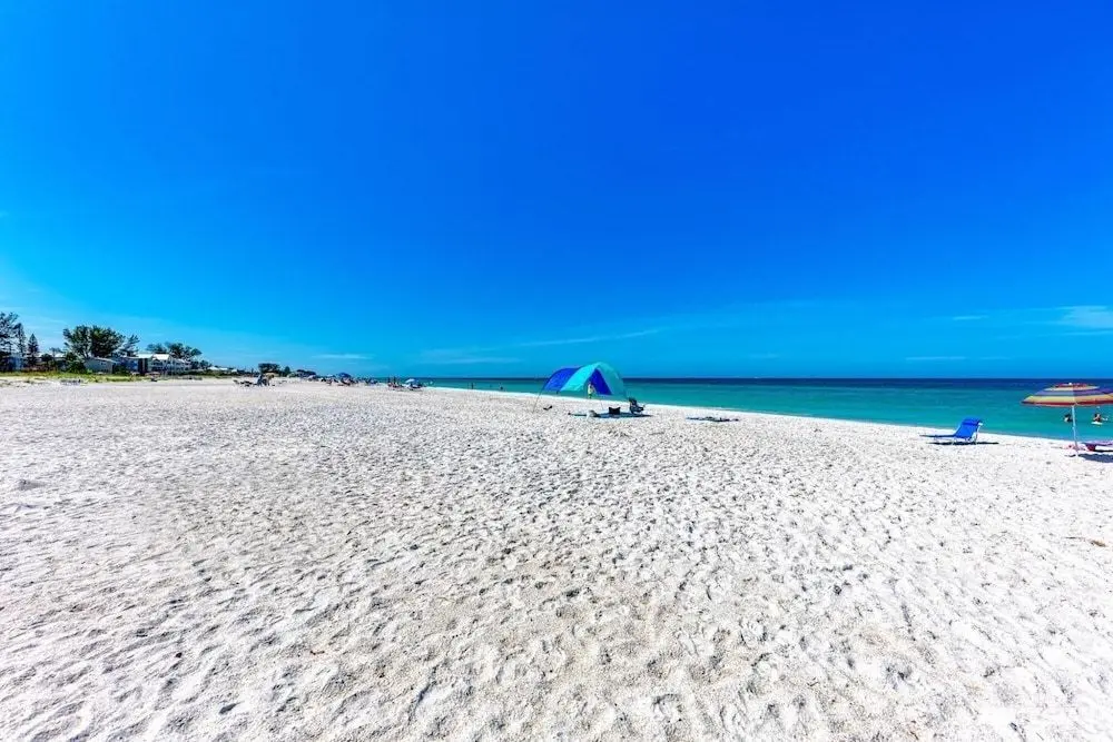 Bradenton Beach Club Bliss-2 Bedroom-2 Bathroom Condo-2 Pools-hottub-private Beach Access - Oda