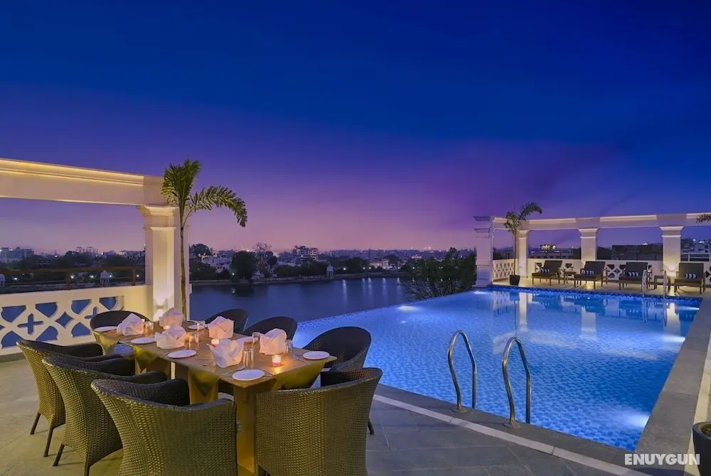 Brahma Niwas - Best Lake View Hotel in Udaipur - Öne Çıkan Resim
