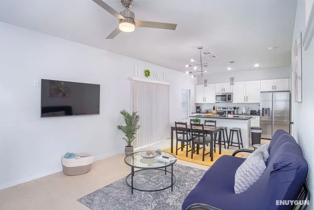 Brand NEW #2 Stylish 3BR 2.5ba Near Exciting Dtown - Öne Çıkan Resim
