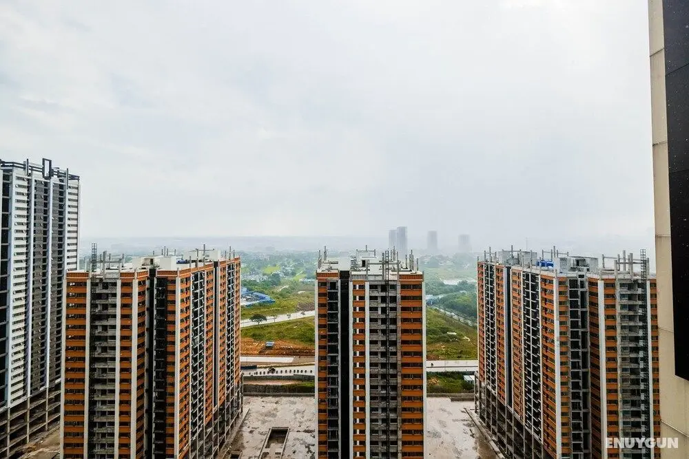 Brand New and Compact 2BR at Meikarta Apartment - Dış Mekan