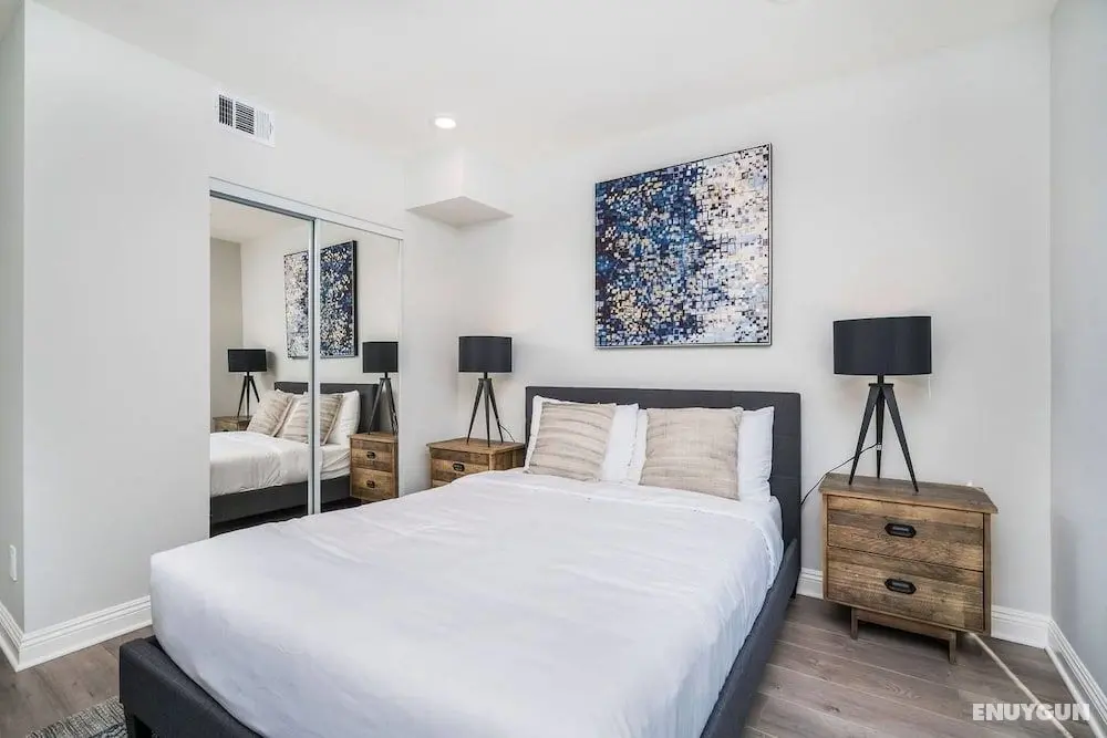 Brand NEW Modern Luxury 3bdr Townhome In Silver Lake - Öne Çıkan Resim