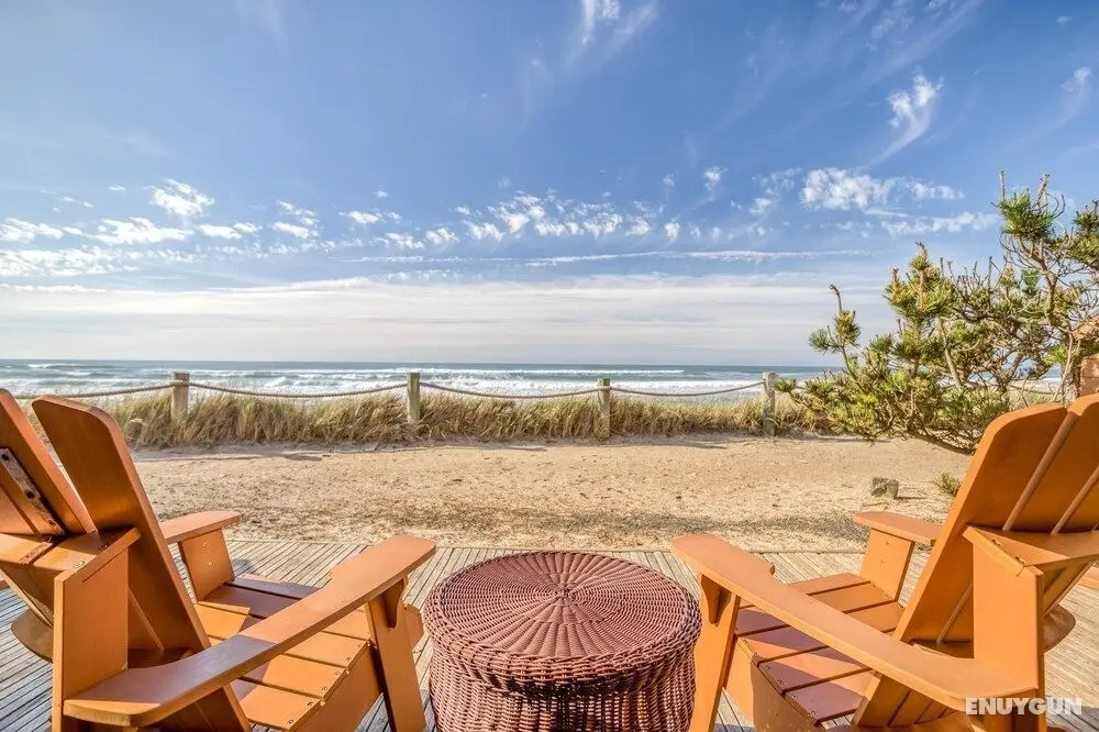 Breakers Beach House #1 - Öne Çıkan Resim