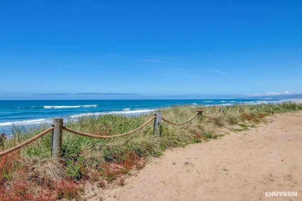 Breakers Beach House #5 - Plaj