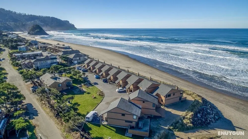 Breakers Beach House #7 - Öne Çıkan Resim