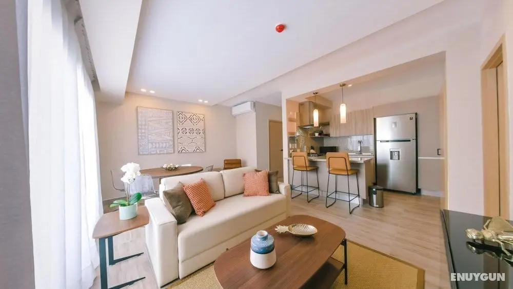 Breakfast Included Fully Serviced Apartment at Regatta Living II - 304 - Oda
