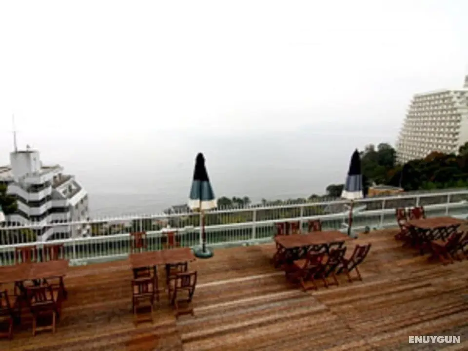 Breezbay Seaside Resort Atami - Oda Düzeni