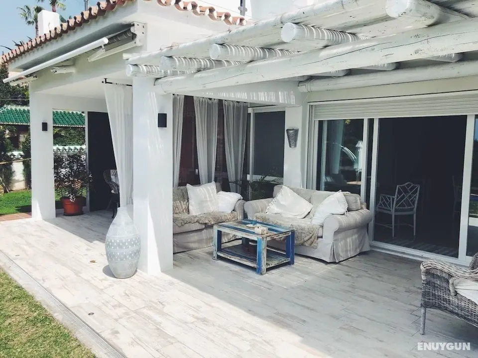 Villa Breeze Boutique Guest Rooms Marbella - Dış Mekanlar