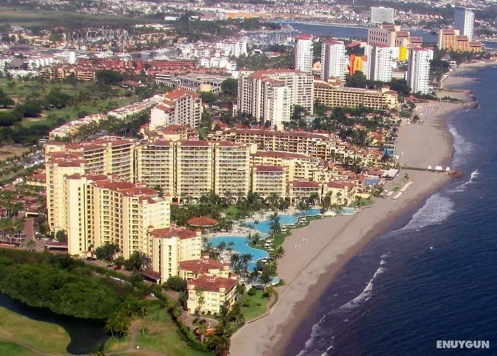Breezy & Beautiful Bay View Grand Condo - Dış Mekan