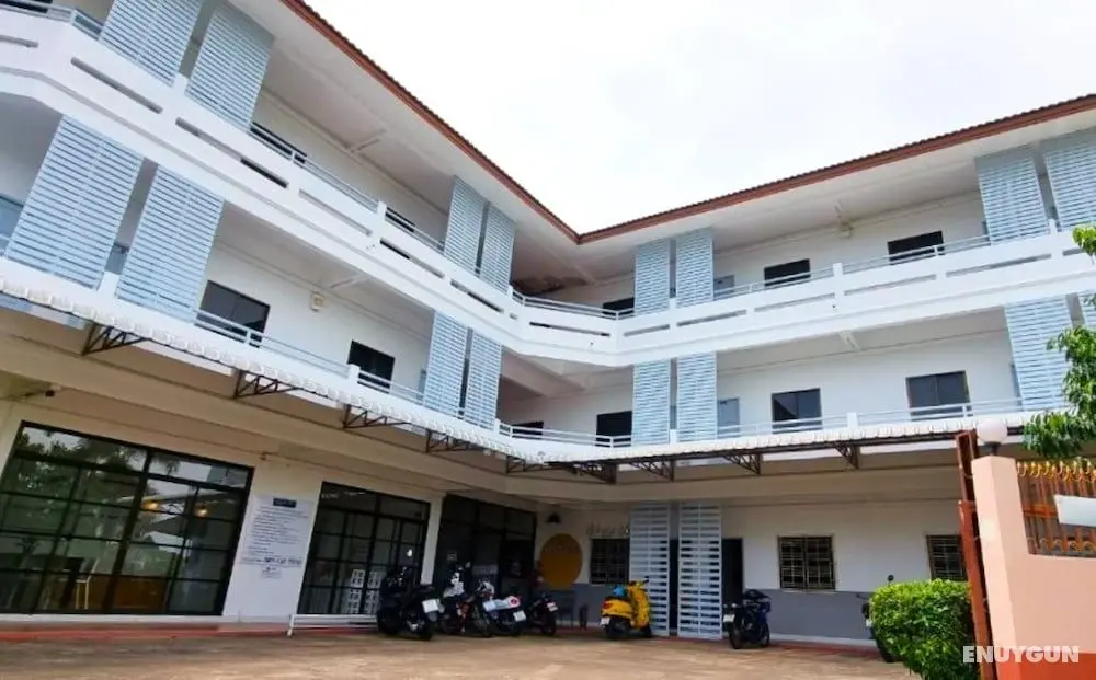 Breezy Pattaya - Öne Çıkan Resim