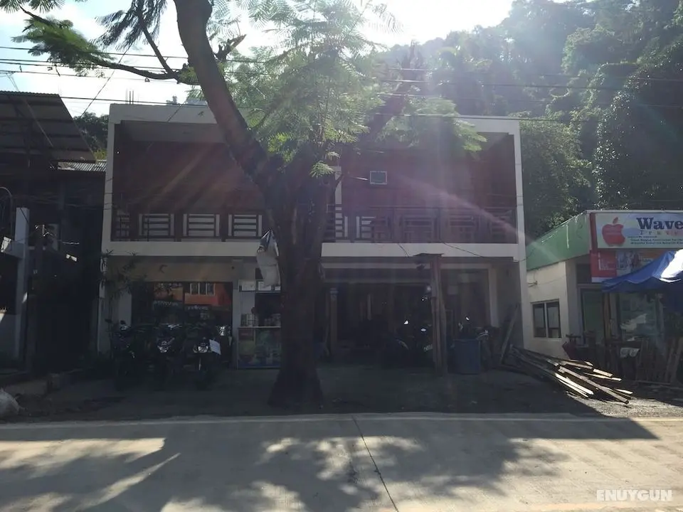 Brenmariel Tourist Inn - Dış Mekan