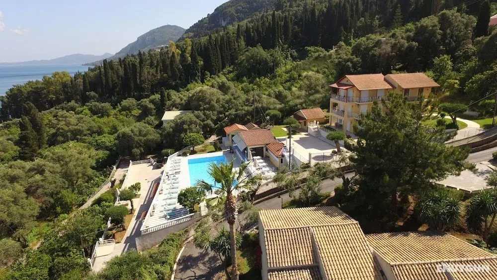 Brentanos Apartments ~ A ~ View of Paradise - Öne Çıkan Resim