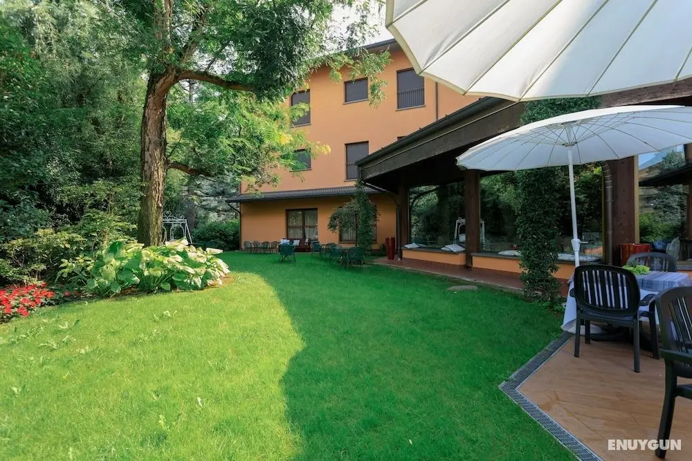 Brianteo Hotel And Restaurant - Dış Mekanlar