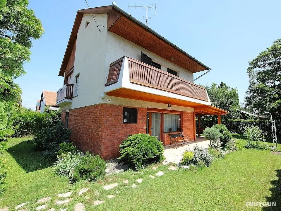 Brico Balatonm Riaf rd - Oda