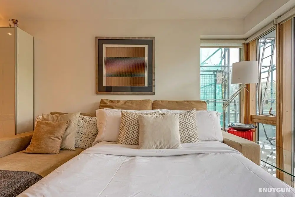 Bright 1 Bedroom Apartment Near London Bridge With Balcony - Oda