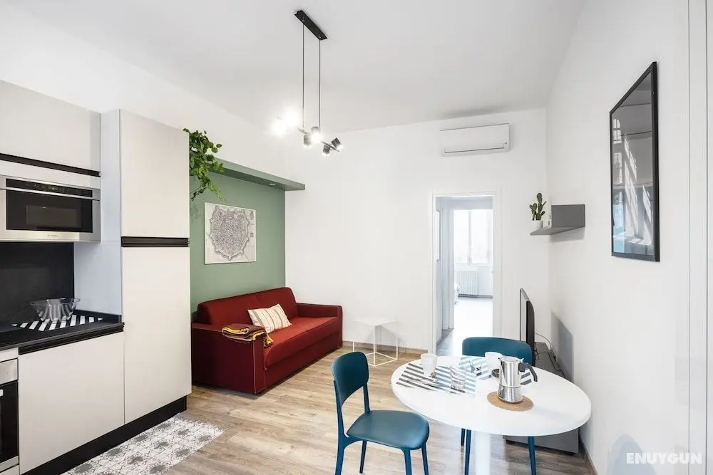 Bright Apartment in De Angeli near Subway - Öne Çıkan Resim