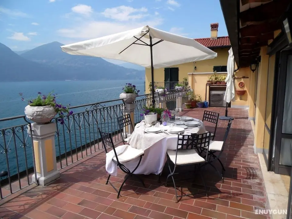 Bright, Stylish, Facing the Lake. Large Terrace With Magnificent Views - Öne Çıkan Resim