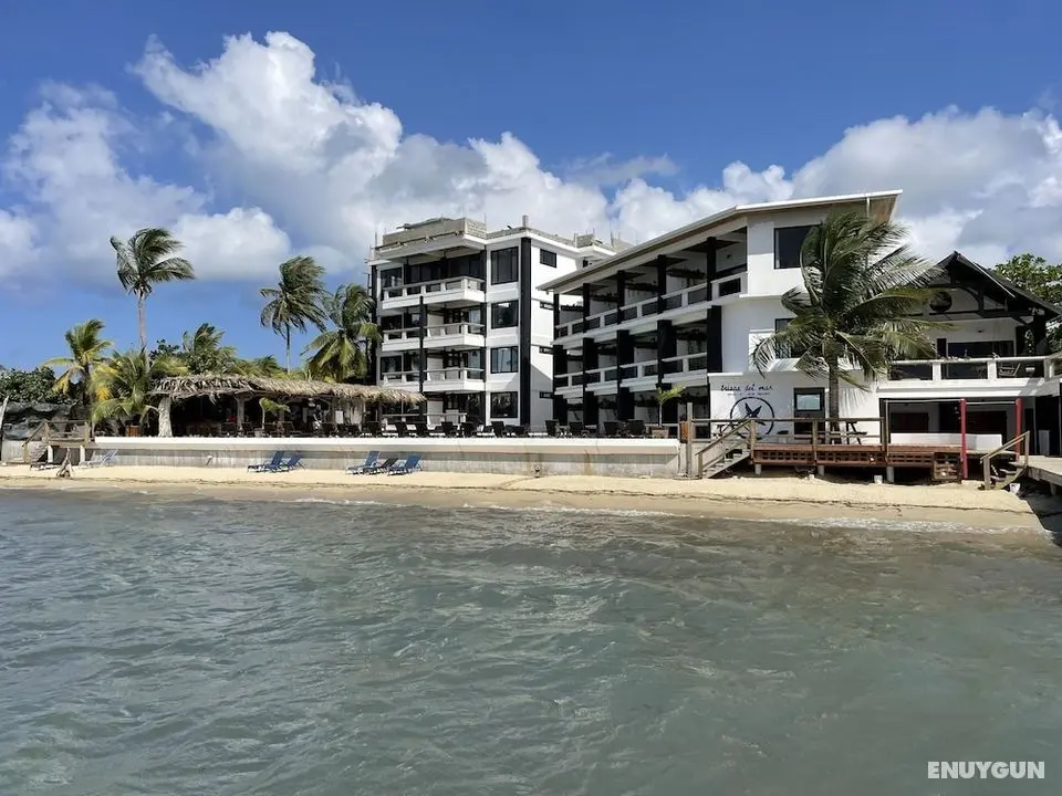 Brisas Del Mar Roatan - Dış Mekan