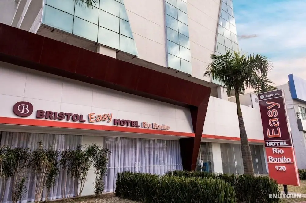 Bristol Easy Hotel - Rio Bonito - Dış Mekan