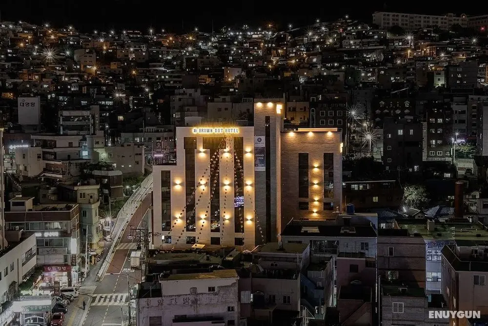 Brown Dot Hotel Nampo Chungmu - Öne Çıkan Resim