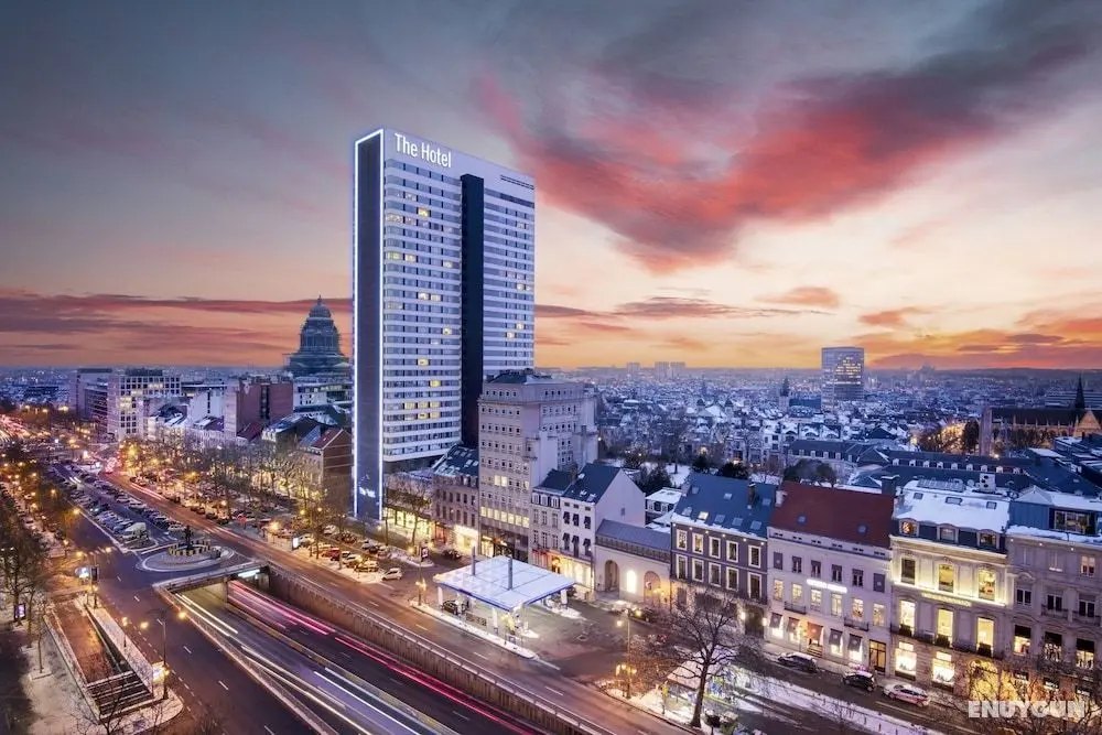 The Hotel - Öne Çıkan Resim