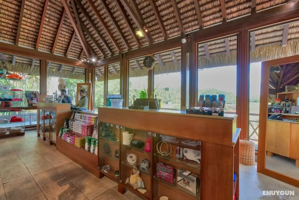 Bubble Lodge Ile aux Cerfs - Lobi